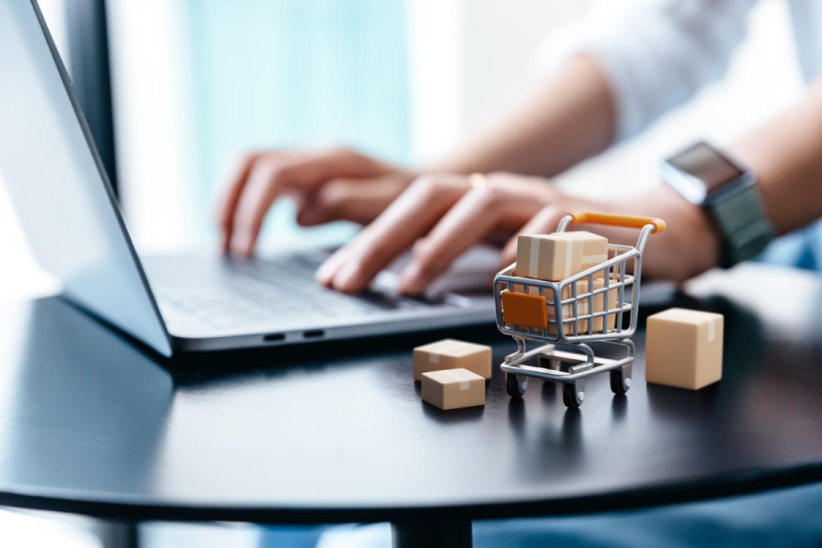 Jak obniżyć koszty logistyki w e-commerce?